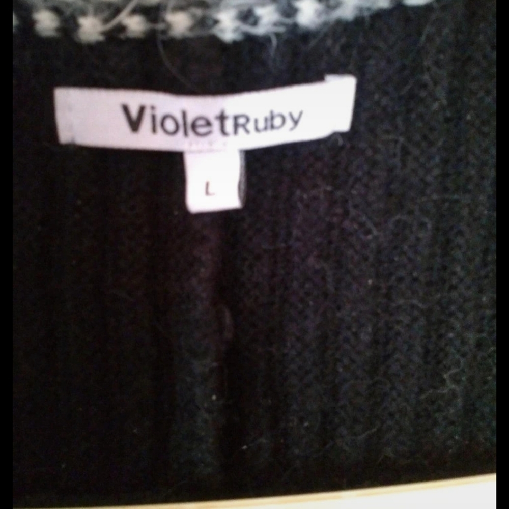 Violet Ruby Cardigan - Picture 3 of 10